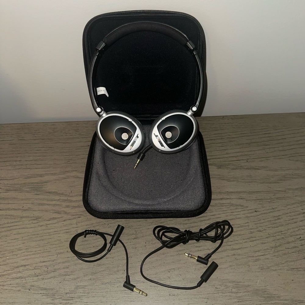 Bose On-Ear Headphones